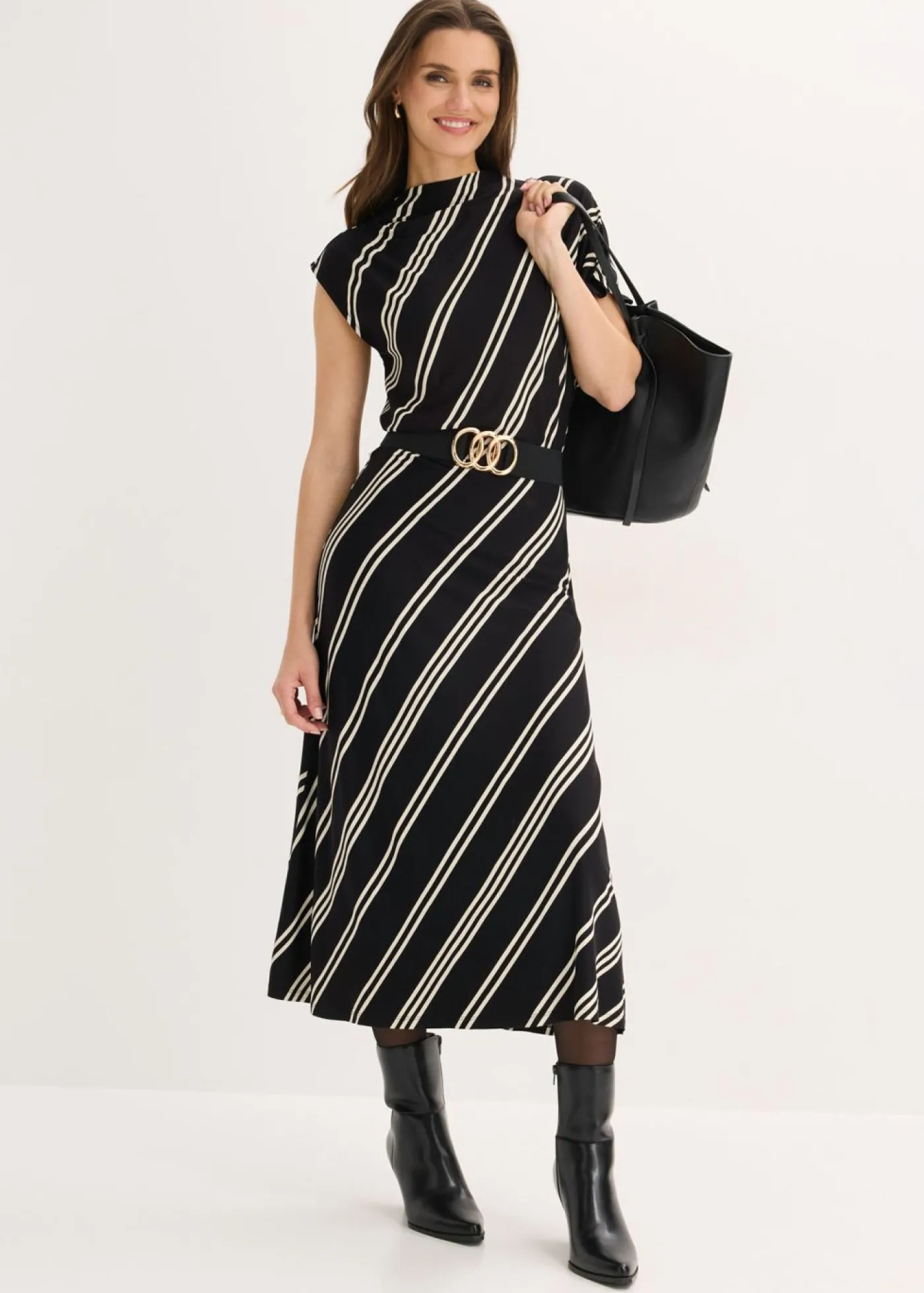 bonprix bonprix Vestido midi de mezcla de viscosa suave Negro-blanco con rayas New