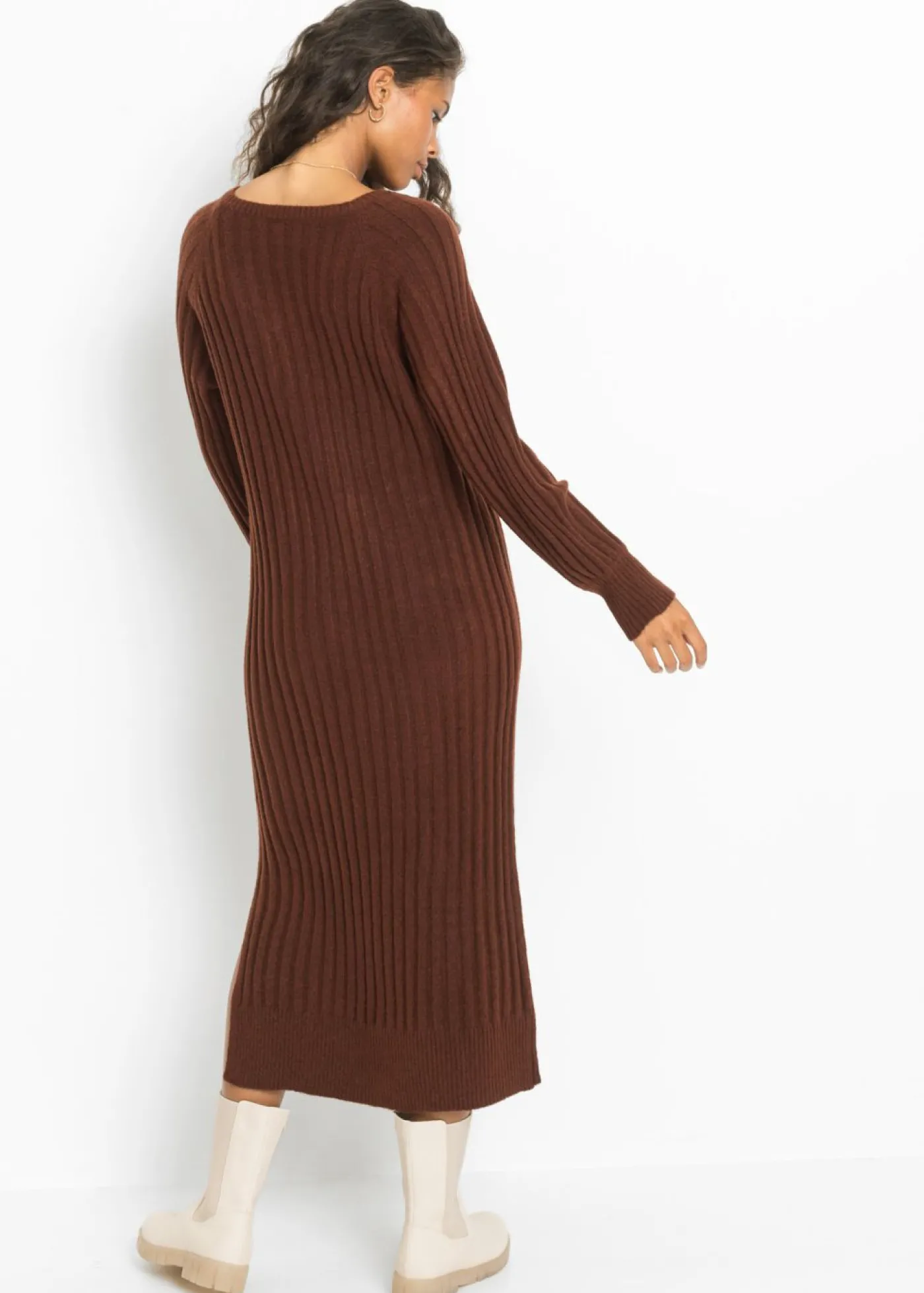 bonprix bonprix Vestido midi de punto Marrón caoba