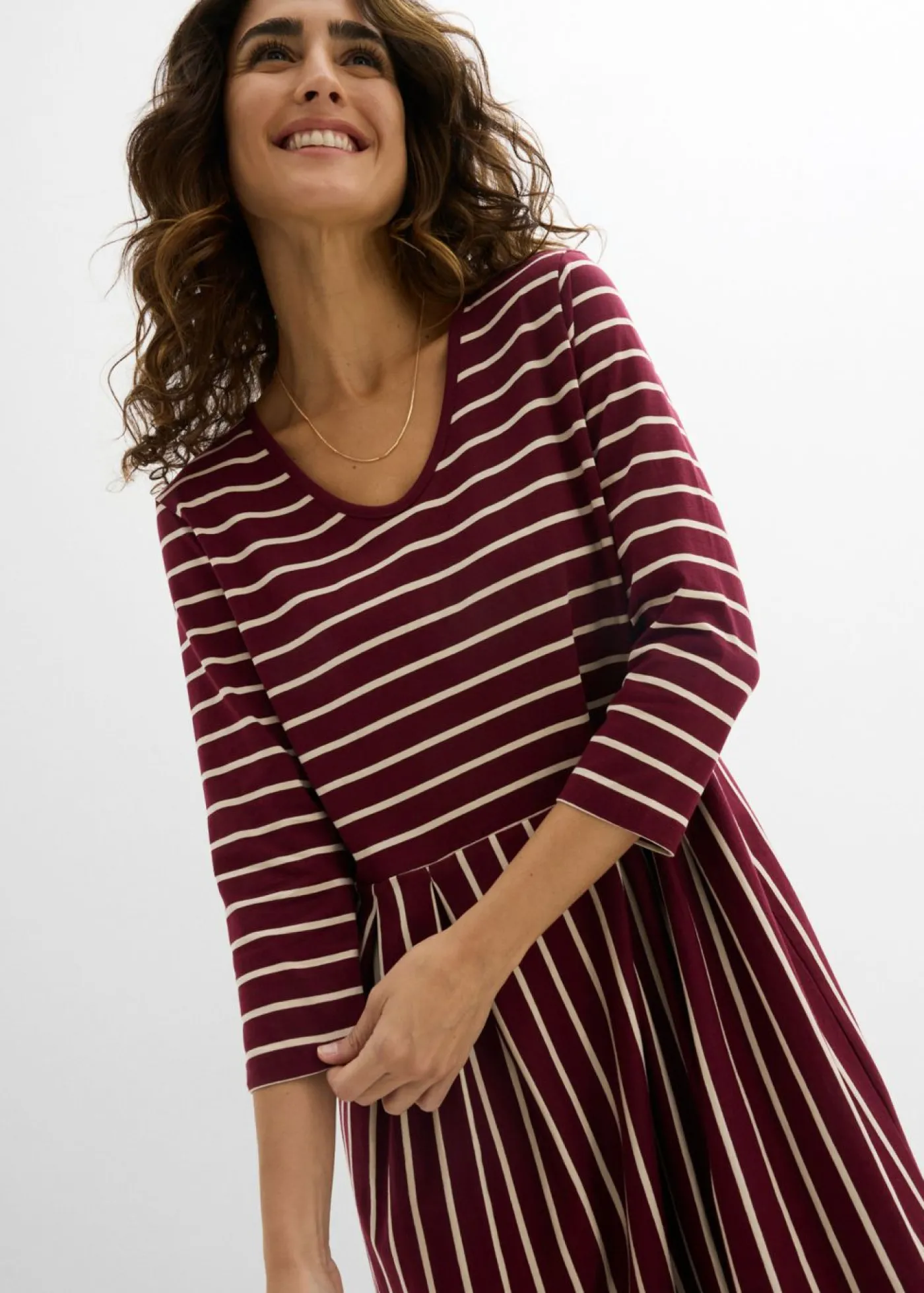 bonprix bonprix Vestido midi de punto de algodón rojo avellana/arena claro con rayas Best