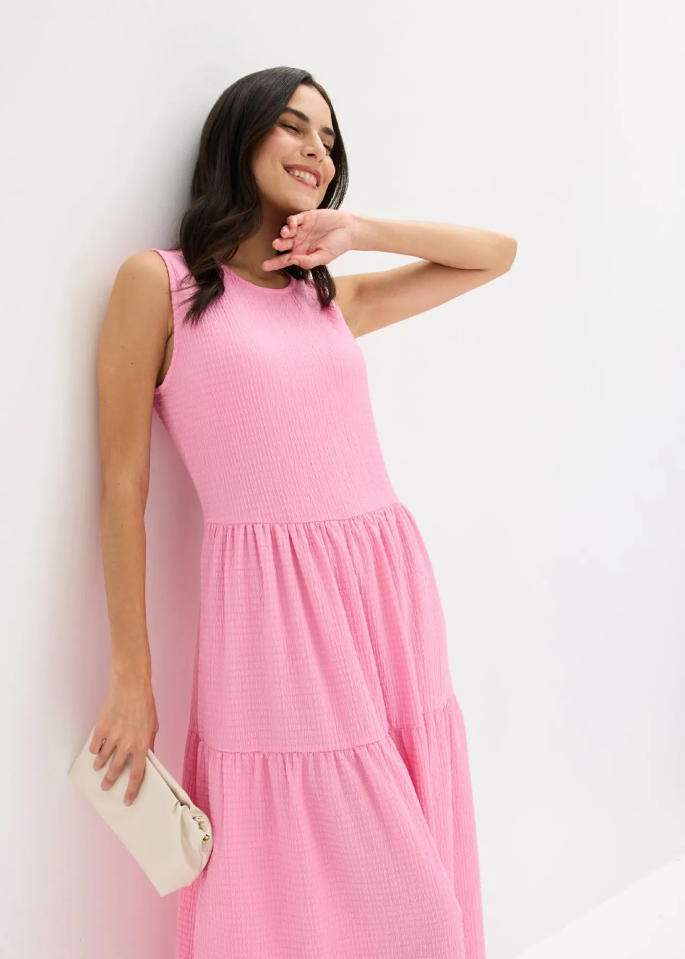 bonprix bonprix Vestido midi de punto estructurado con escote en la espalda Rosa Outlet