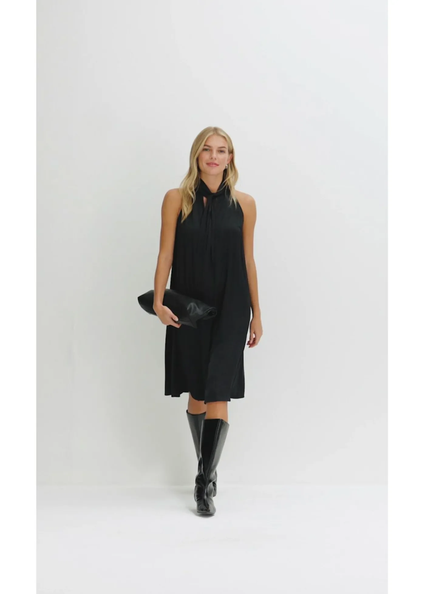 bonprix bonprix Vestido midi de satén de mezcla de viscosa Negro Outlet