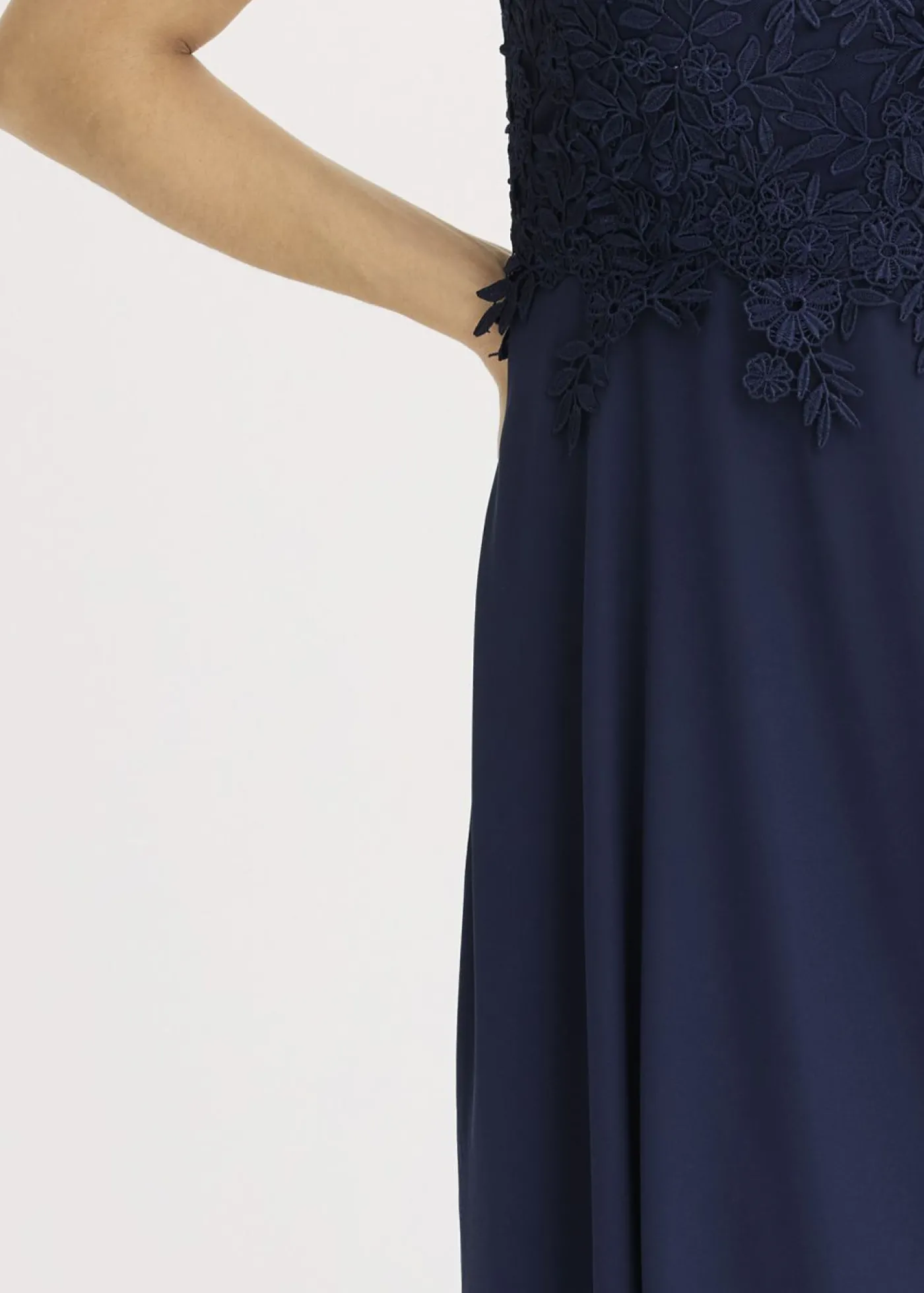 bonprix bonprix Vestido midi de tul delicado con encaje Azul marino Discount