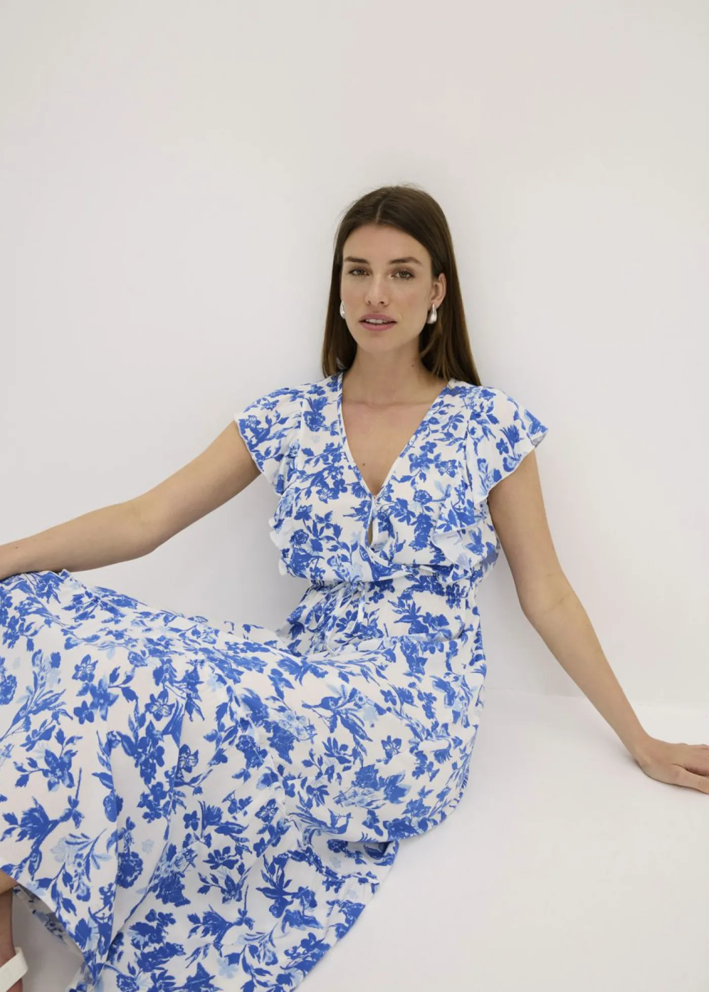 bonprix bonprix Vestido midi de viscosa fluida blanco-azul glaciar Discount