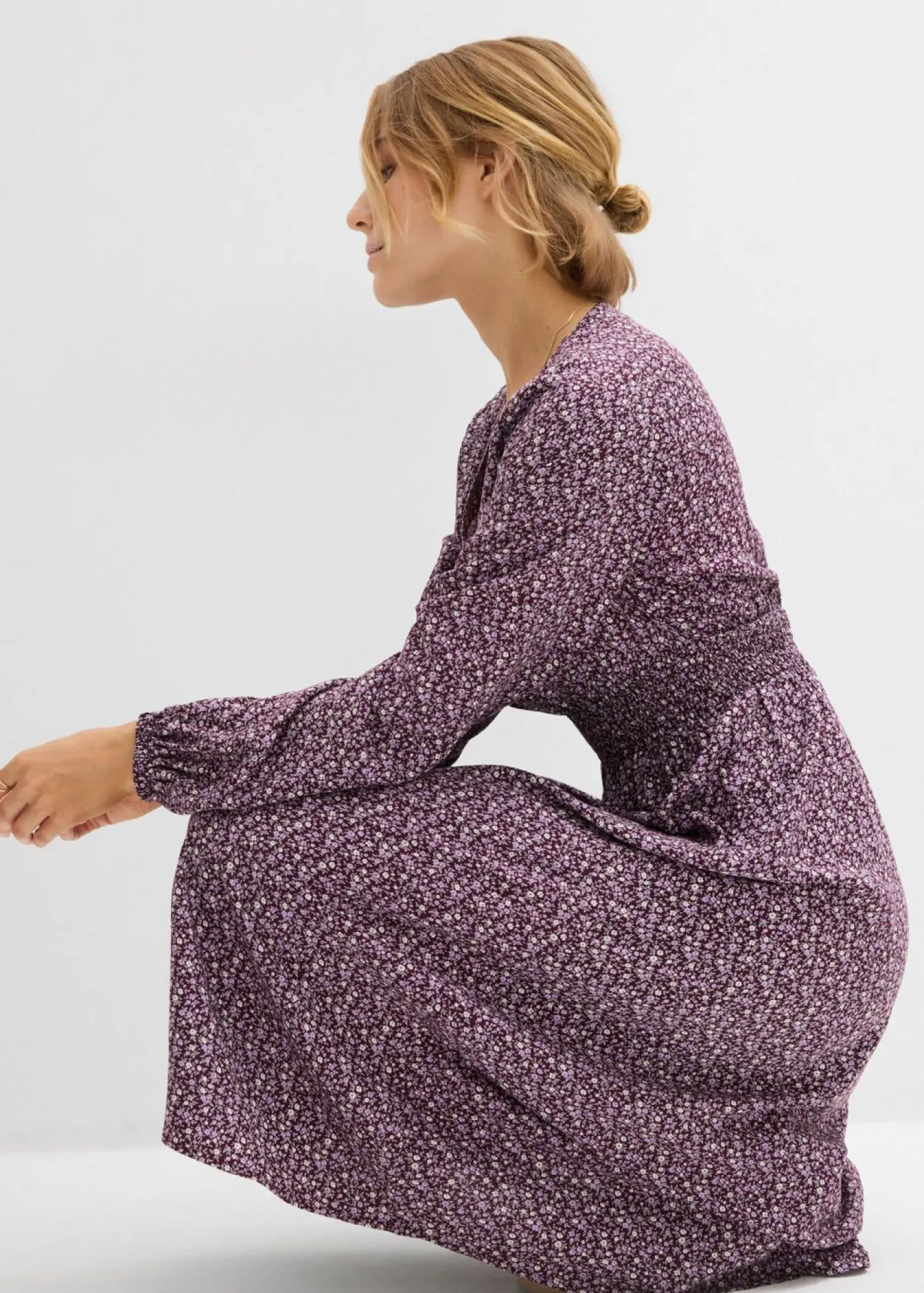 bonprix bonprix Vestido midi de viscosa fluida rojo burdeos-blanco lana-gris plata-musgo mate