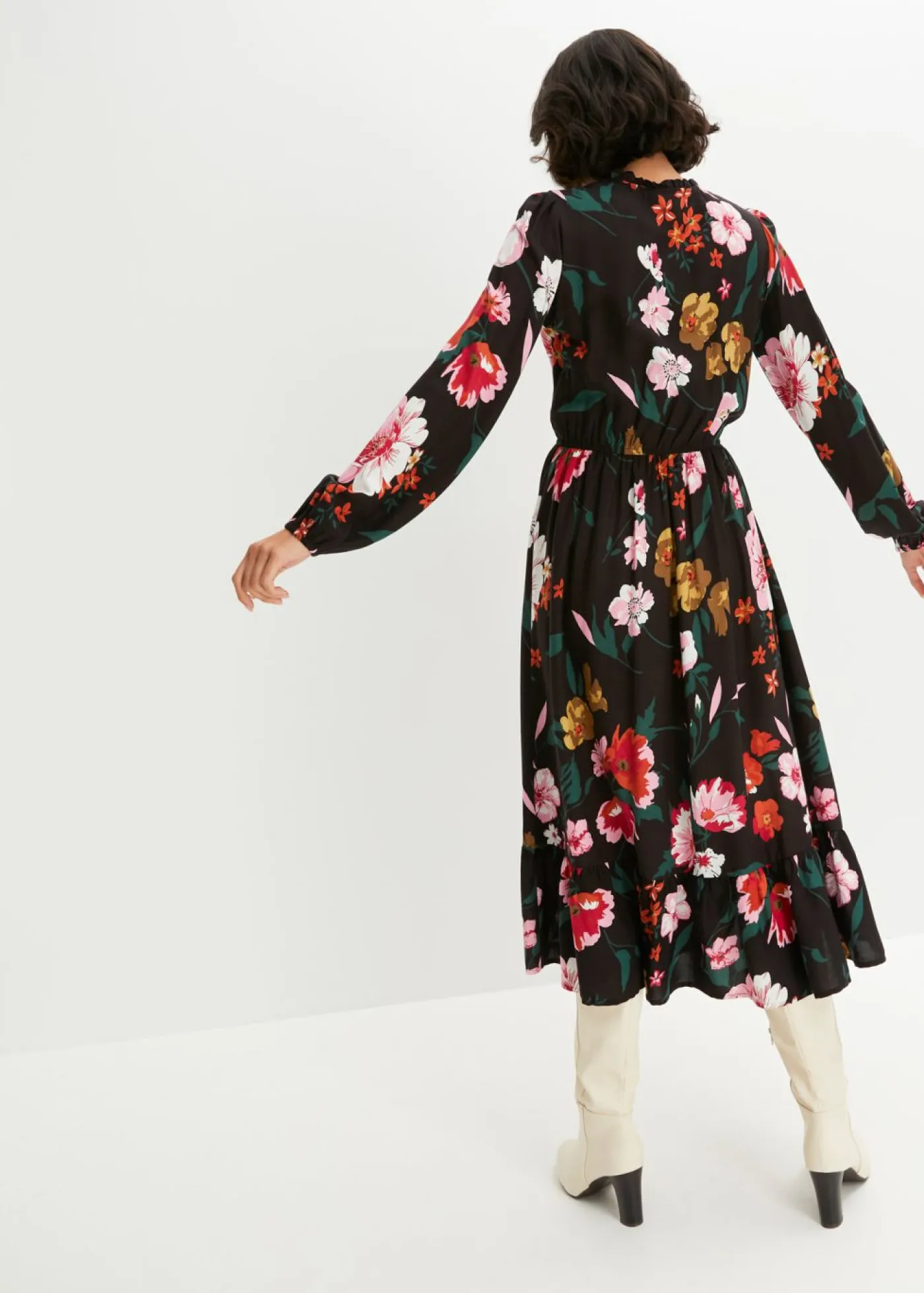 bonprix bonprix Vestido midi de viscosa fluida Negro de flores Online