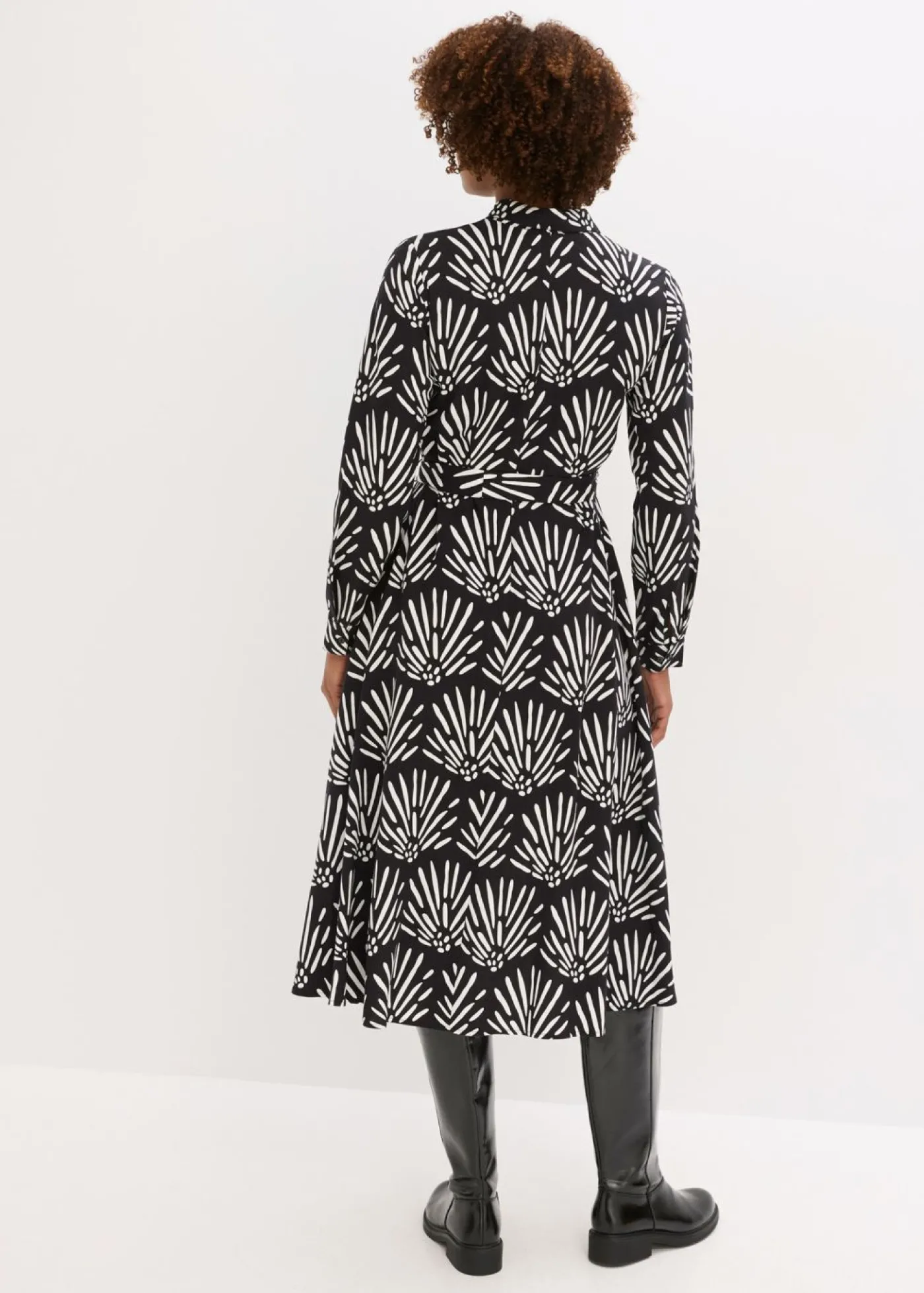 bonprix bonprix Vestido midi de viscosa fluida Negro-blanco Clearance