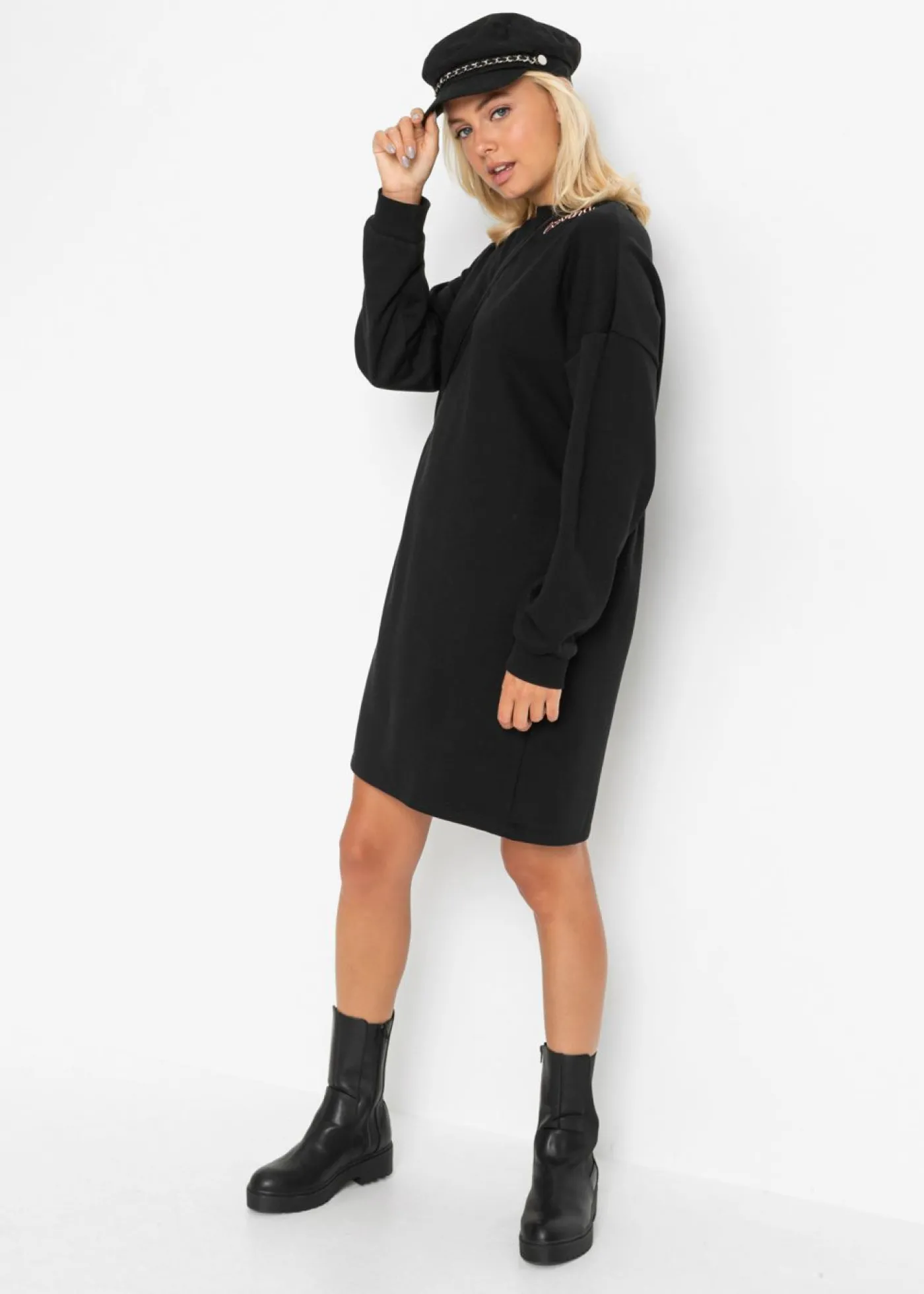 bonprix bonprix Vestido oversize tipo sudadera Negro Clearance