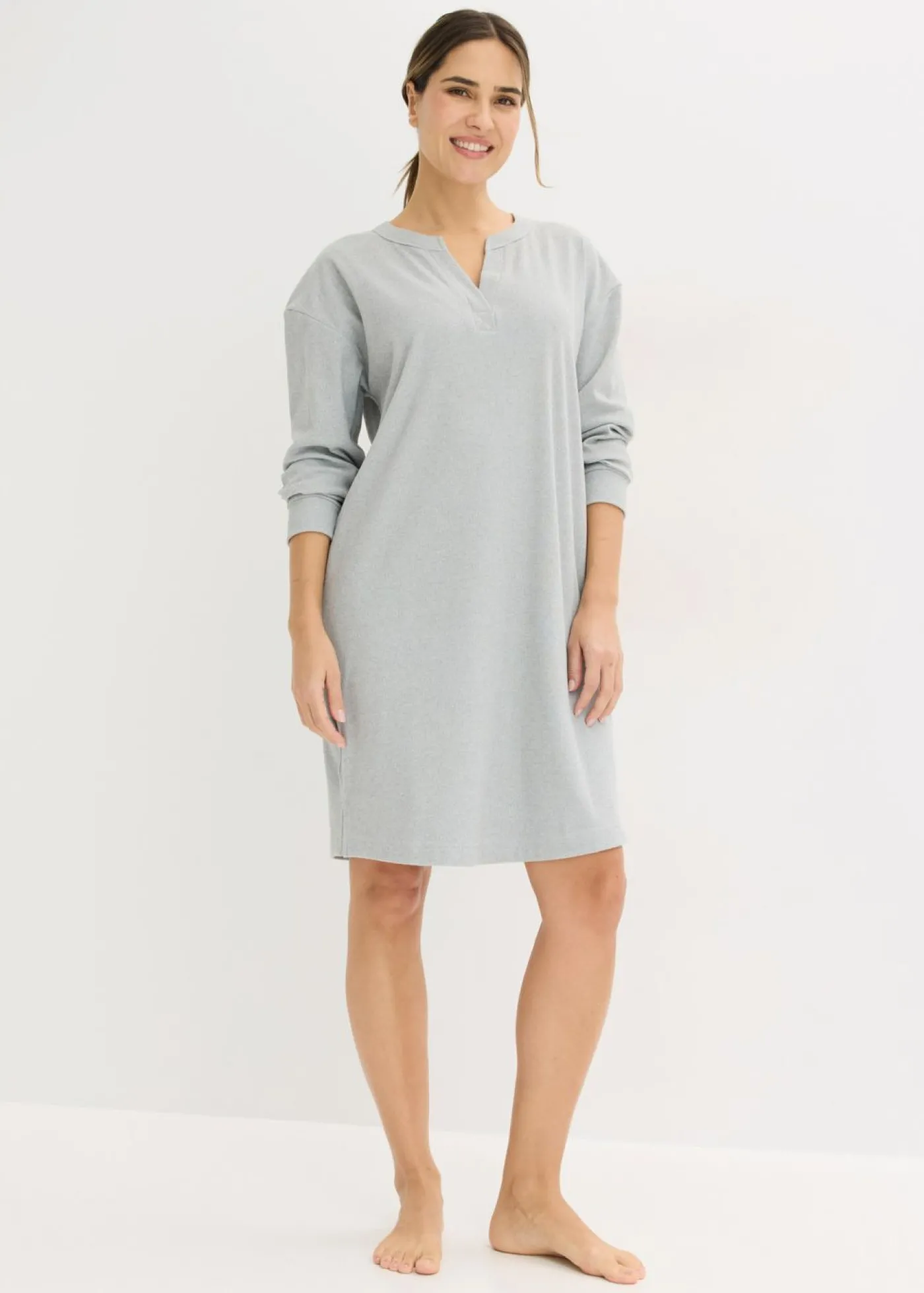 bonprix bonprix Vestido para casa de punto elástico suave Gris jaspeado