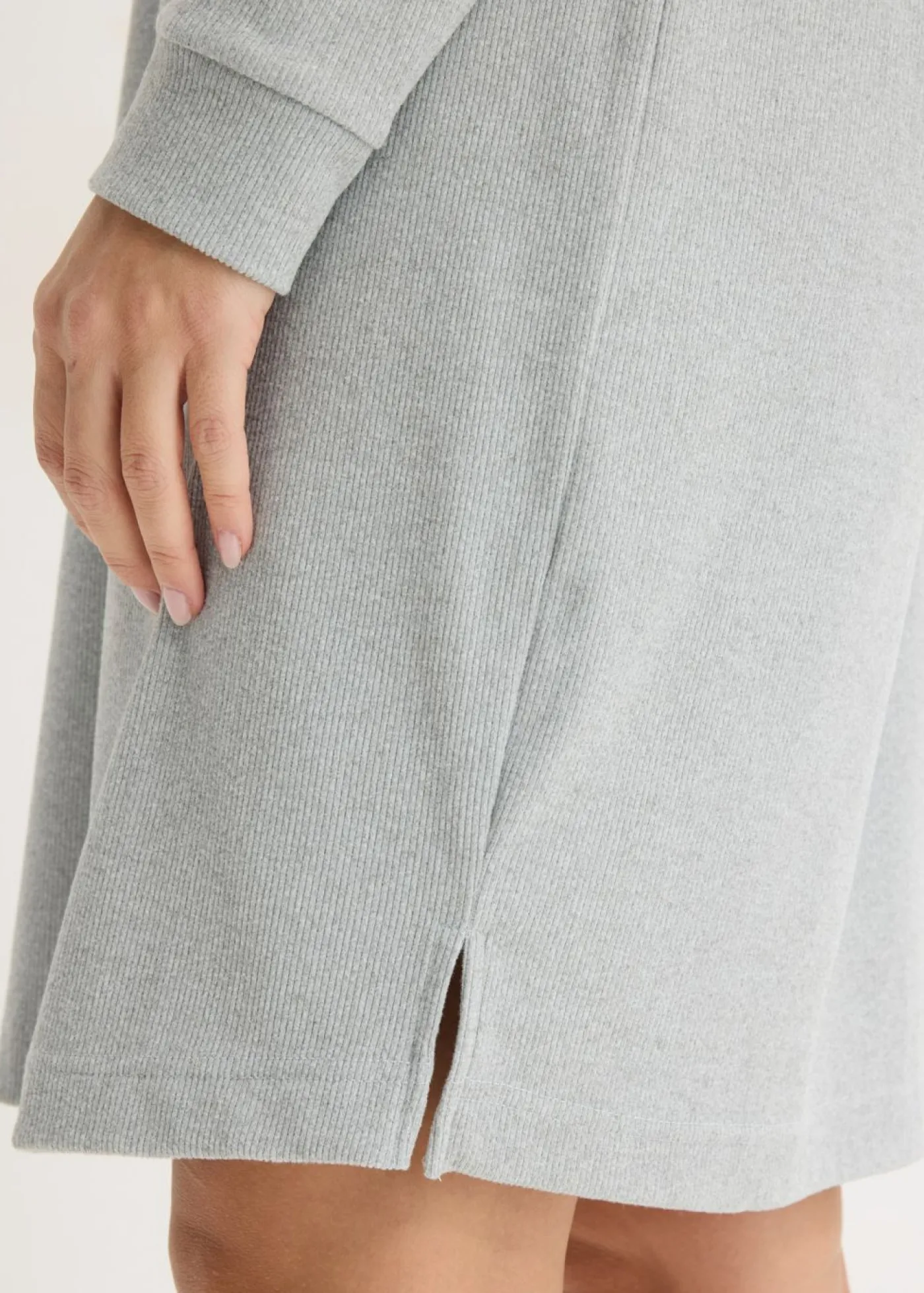 bonprix bonprix Vestido para casa de punto elástico suave Gris jaspeado