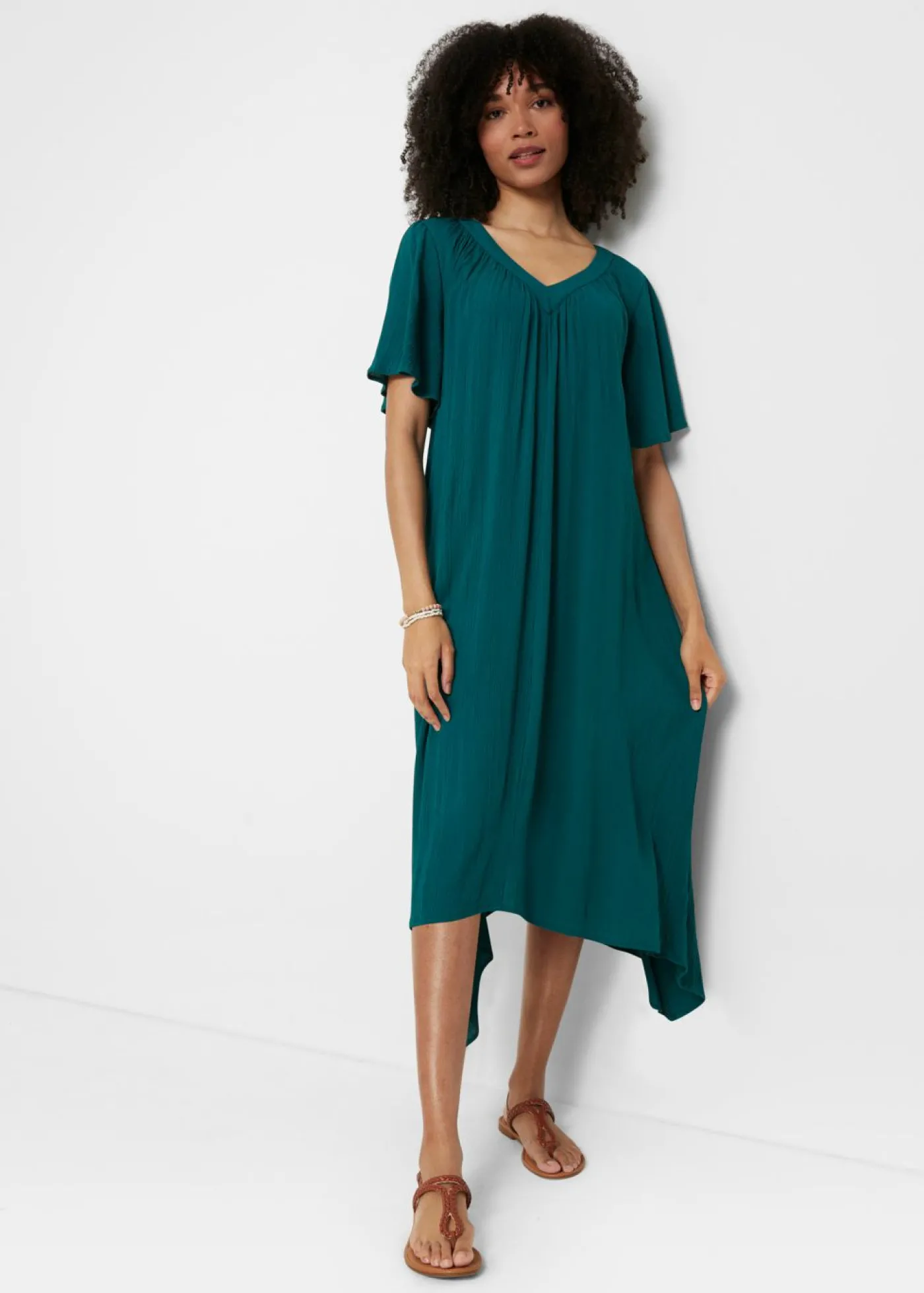 bonprix bonprix Vestido tipo caftán en tejido de crepé Azul petróleo Hot