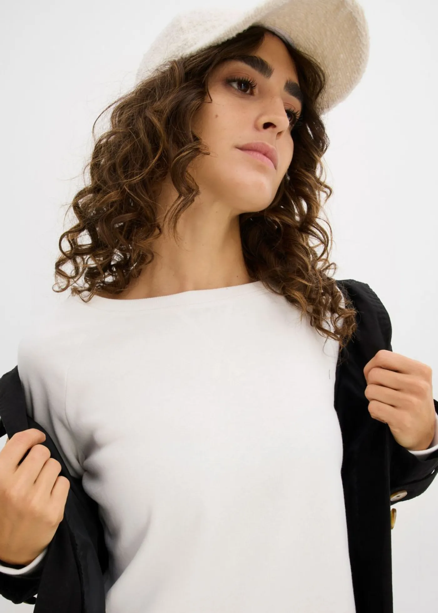 bonprix bonprix Vestido tipo sudadera de felpa suave Blanco lana Hot