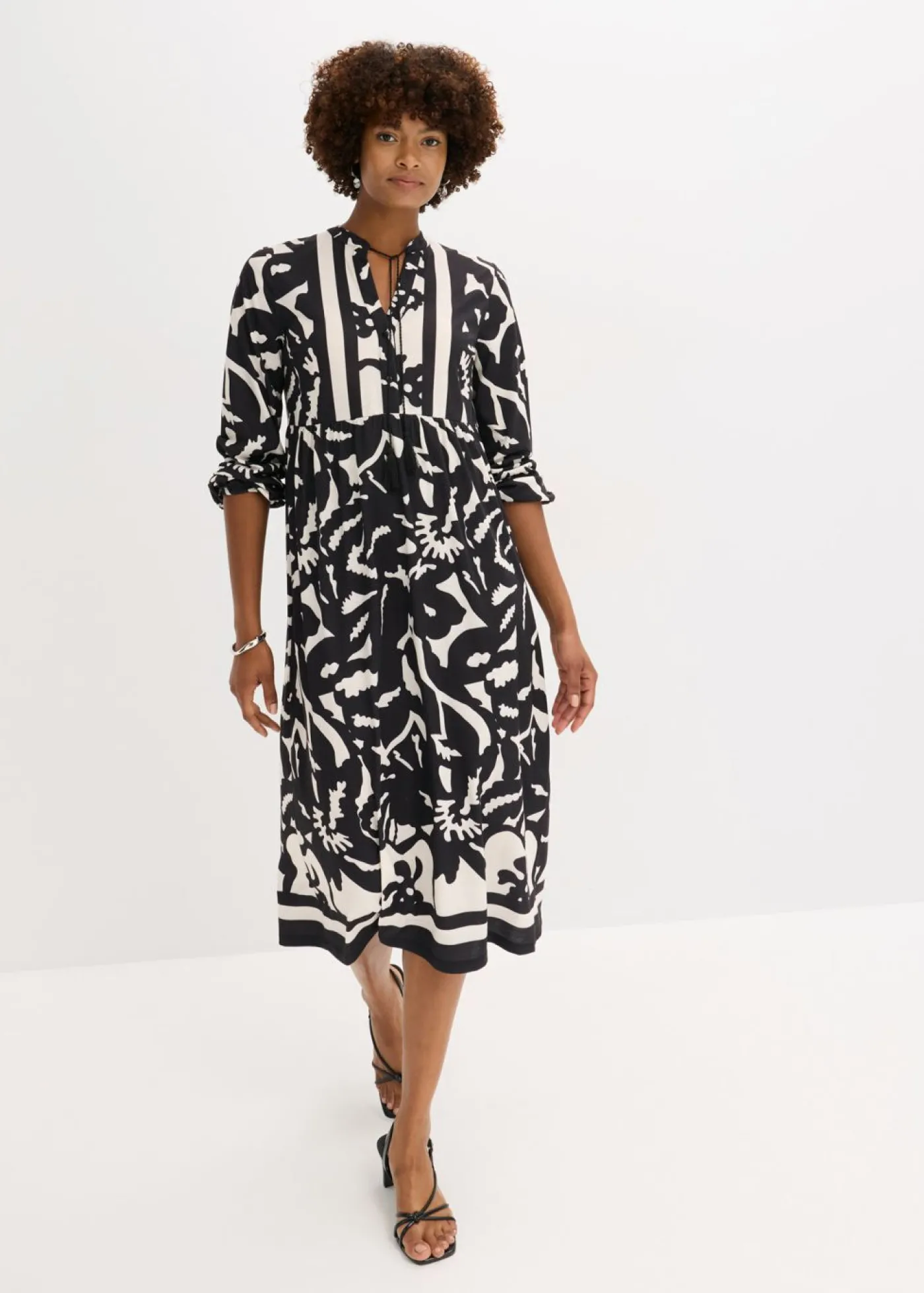bonprix bonprix Vestido tipo túnica Negro-blanco Clearance