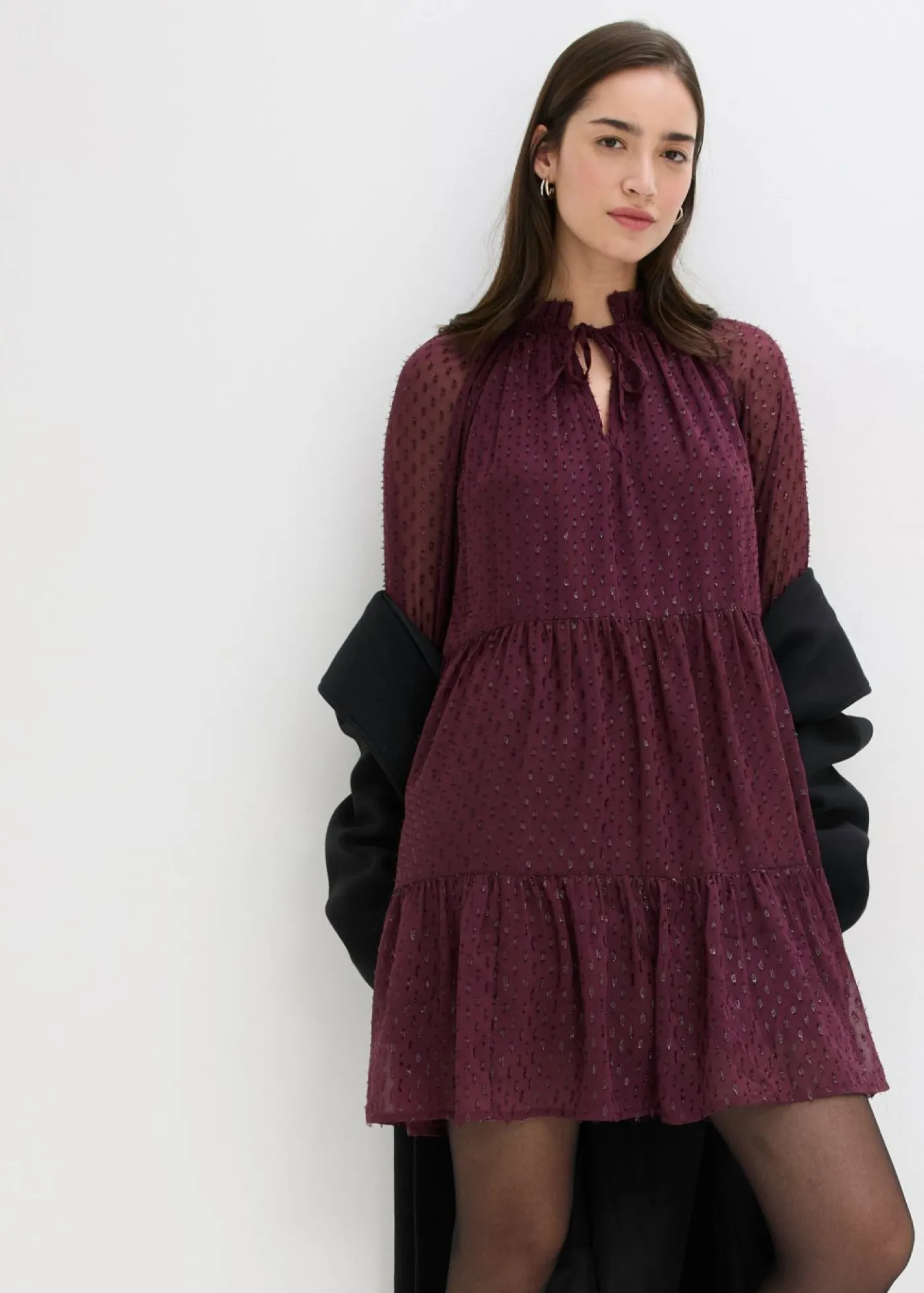 bonprix bonprix Vestido tipo túnica con efecto brillante rojo burdeos Hot
