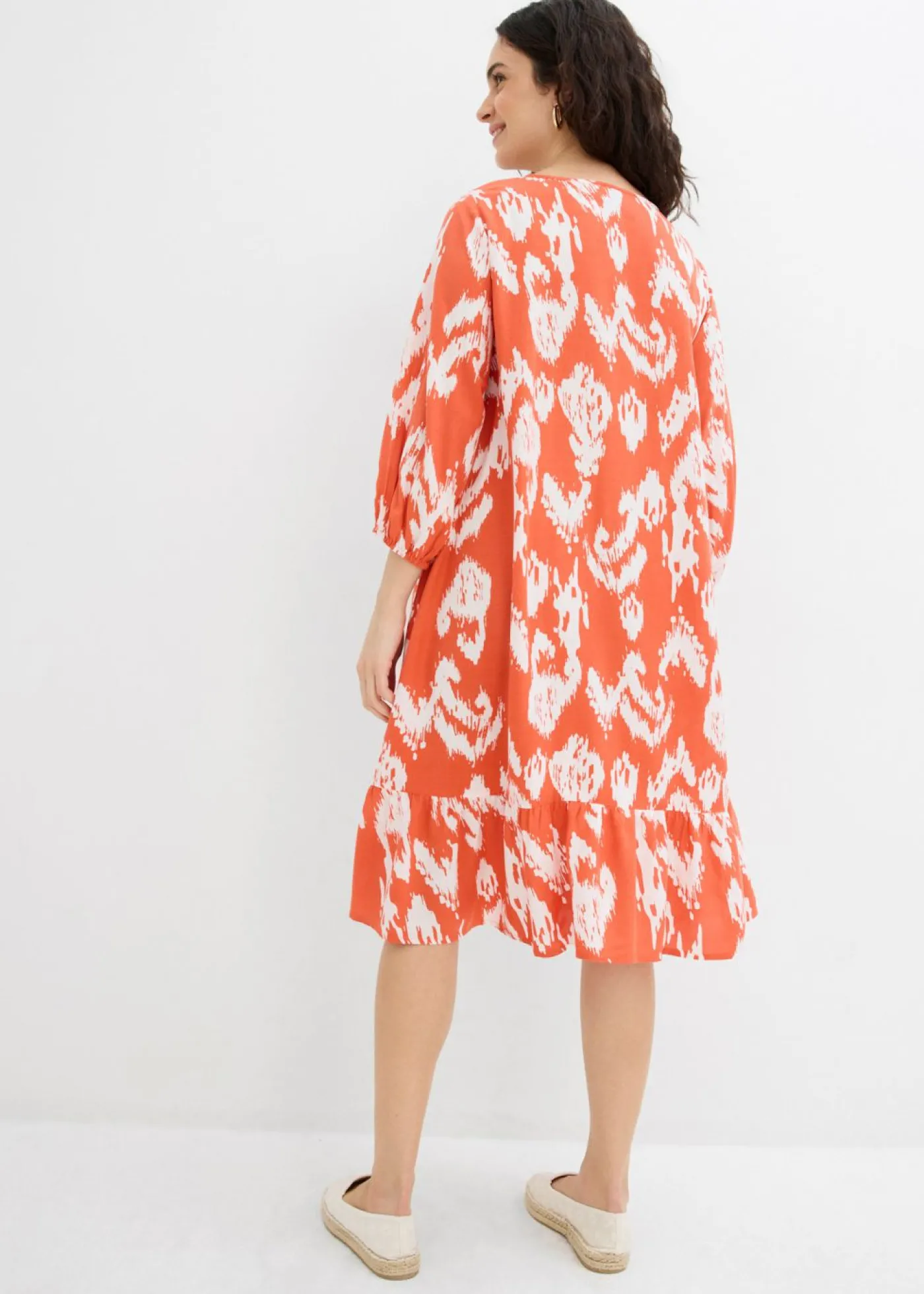 bonprix bonprix Vestido tipo túnica de viscosa pura Cayena/blanco lana estampado Sale