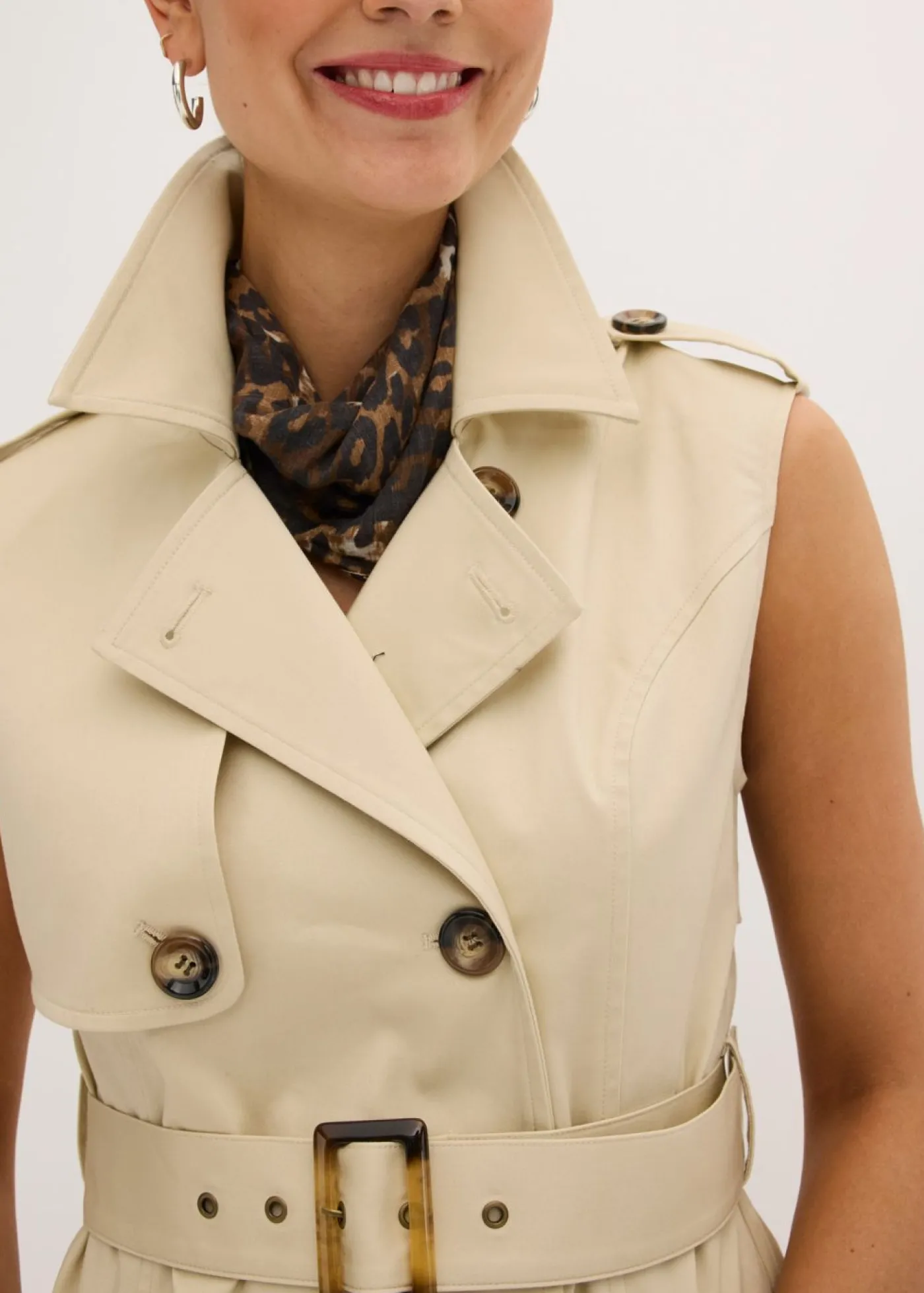 bonprix bonprix Vestido trench con cinturón (2 piezas) Arena claro Discount