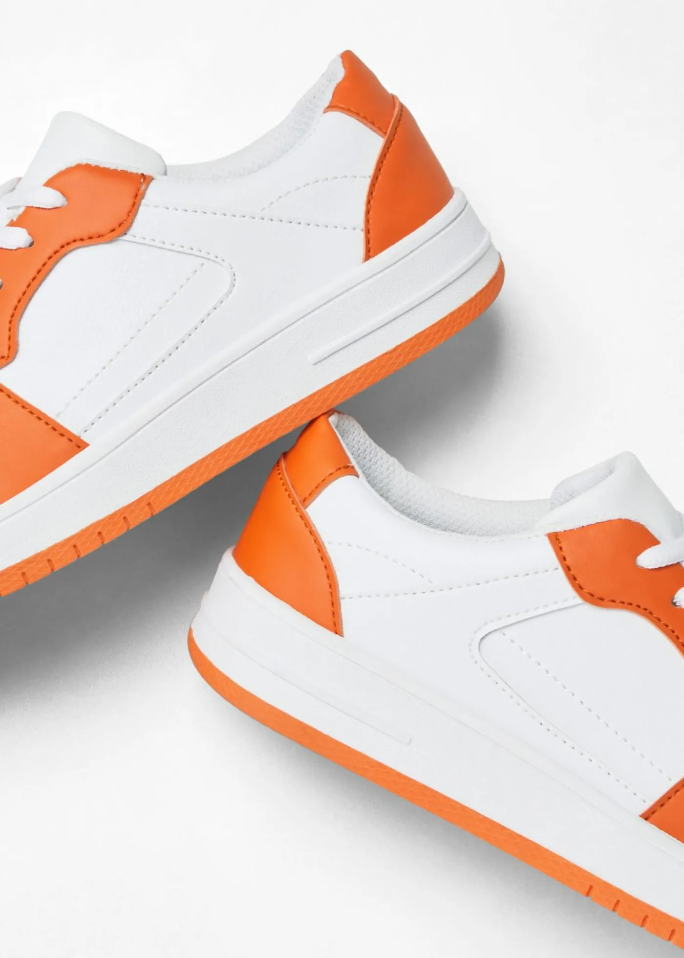 bonprix bonprix Zapatillas deportivas Blanco-naranja Outlet
