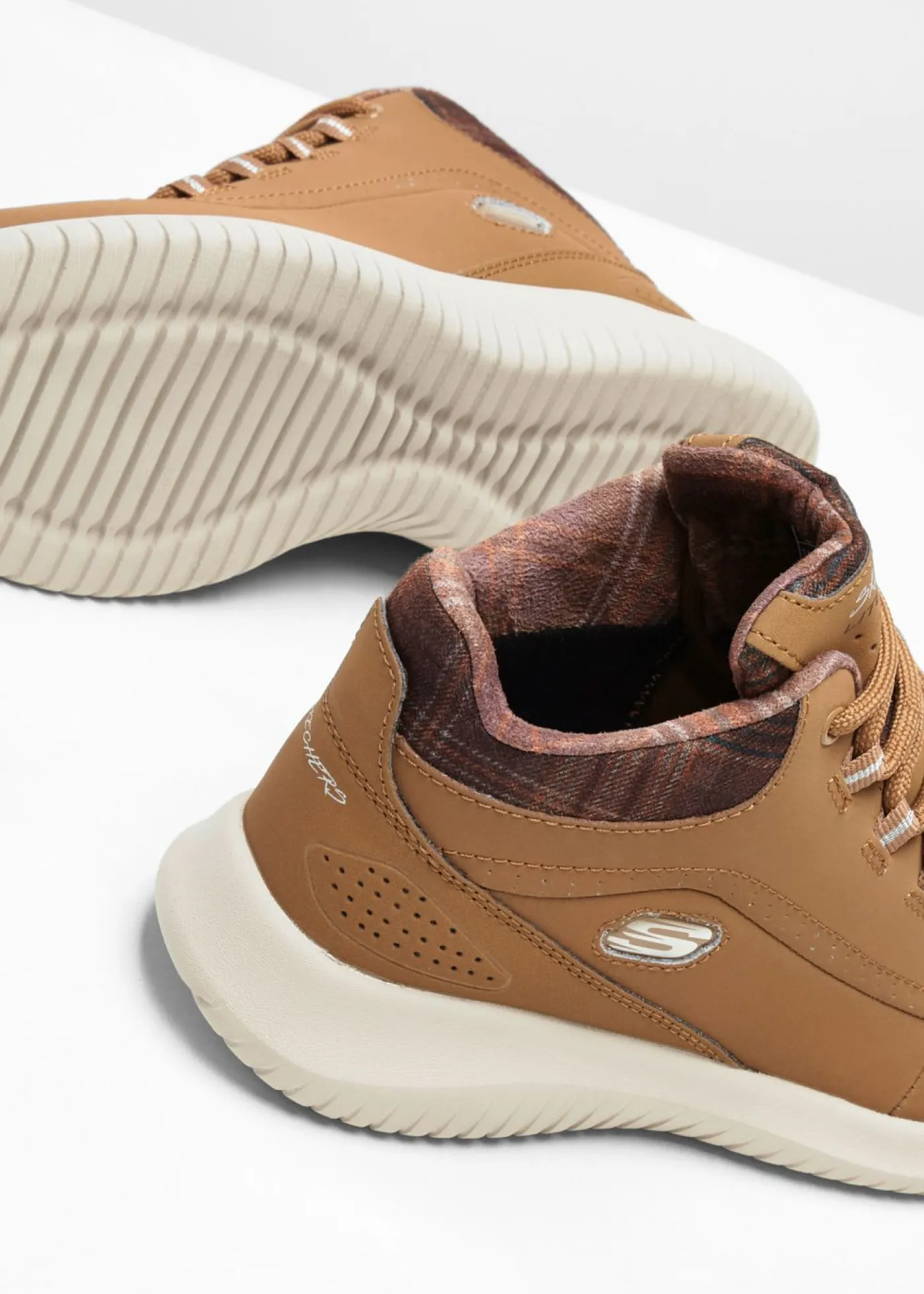 bonprix Skechers Zapatillas deportivas de caña alta de Skechers con espuma viscoelástica Camel