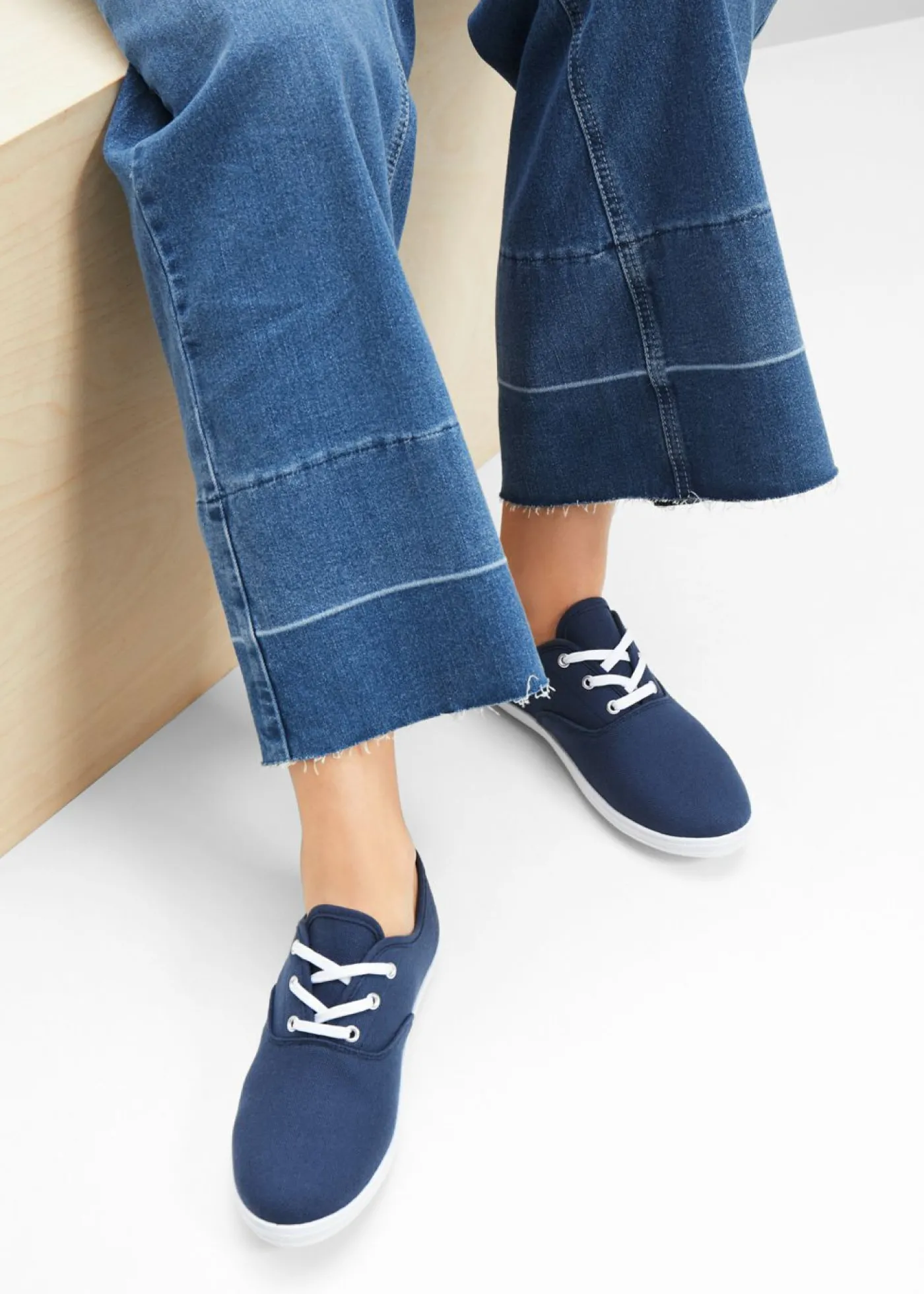bonprix bonprix Zapatillas deportivas veraniegas Azul marino Sale