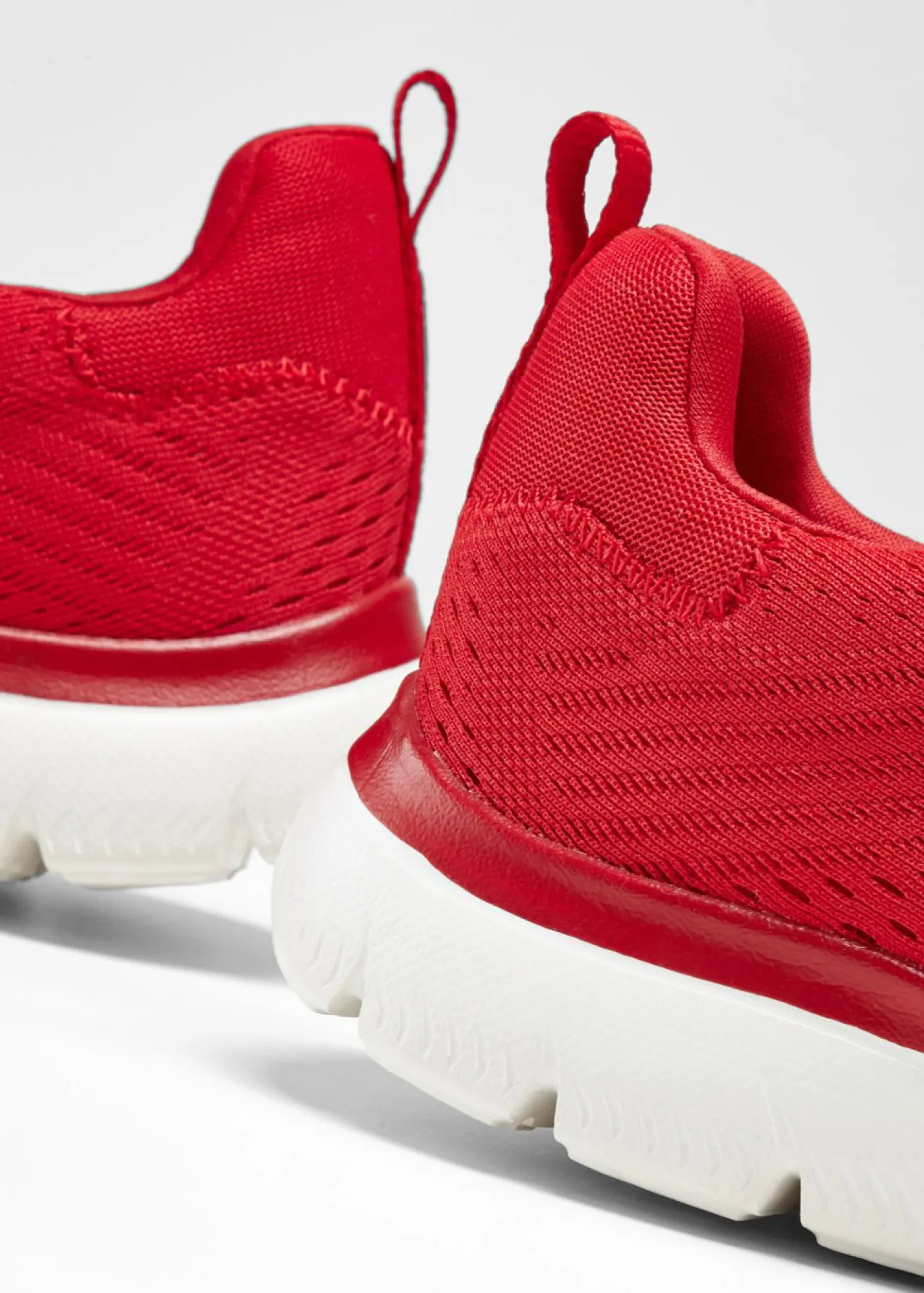 bonprix Skechers Zapatillas Skechers con espuma viscoelástica Rojo