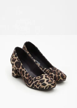 bonprix bonprix Zapatos de salón con aspecto animal estampado leo beige Clearance
