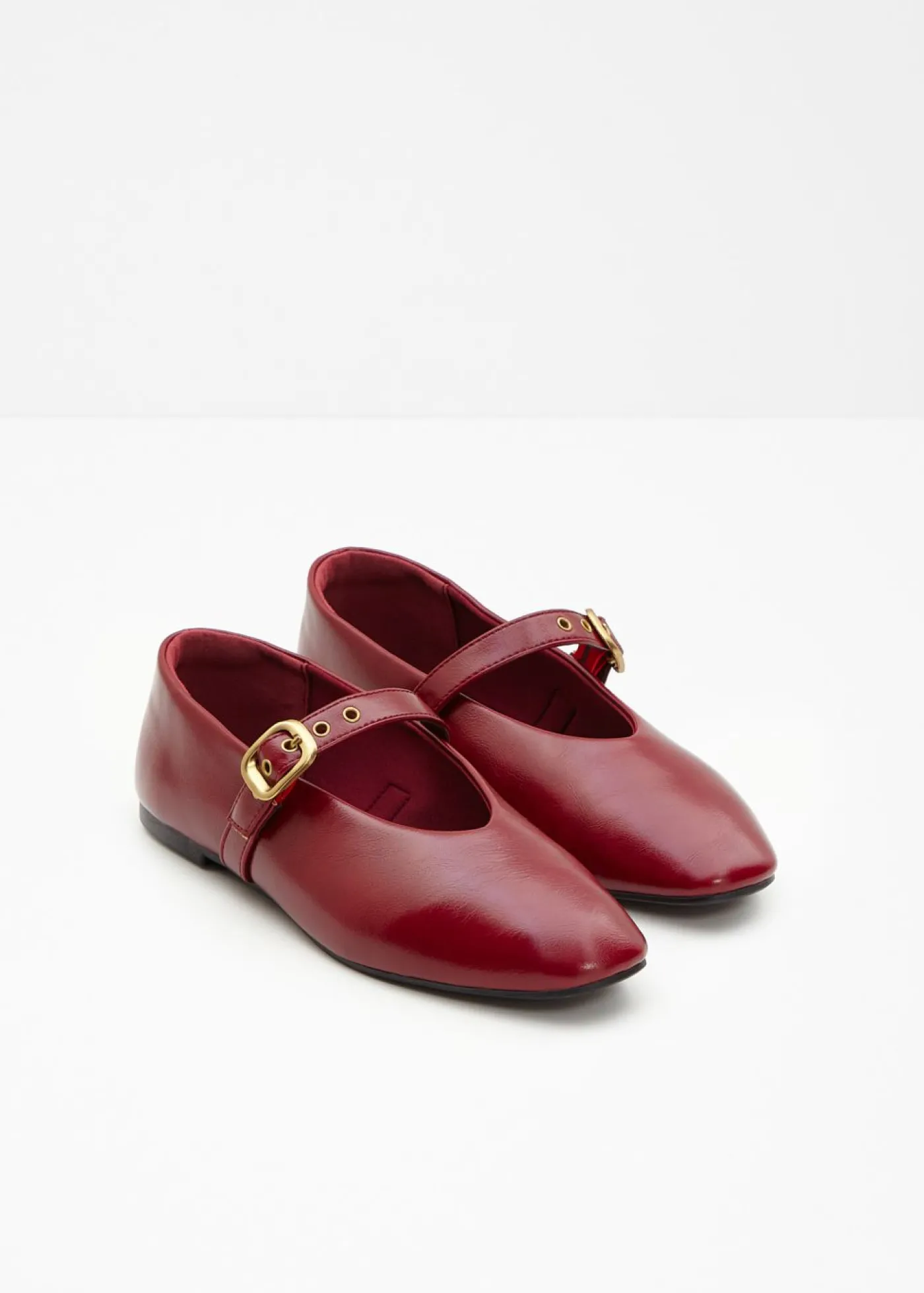 bonprix bonprix Zapatos tipo Mary Jane con ojales Rojo rubí Hot