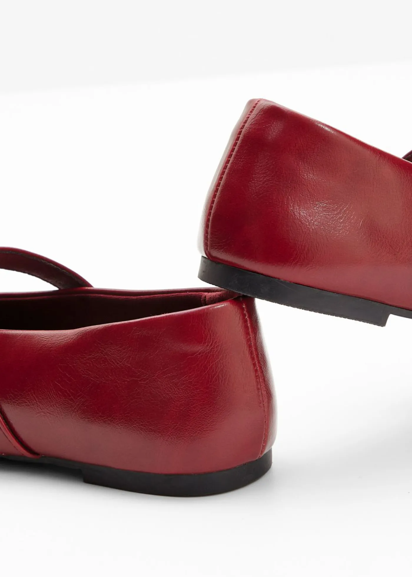 bonprix bonprix Zapatos tipo Mary Jane con ojales Rojo rubí Hot